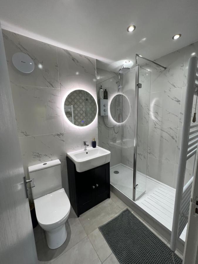 Apartament The Raven'S Loft By Harry Potter Watford  Zewnętrze zdjęcie